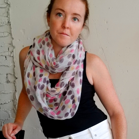 Infinity scarf. - Picture 2 of 2